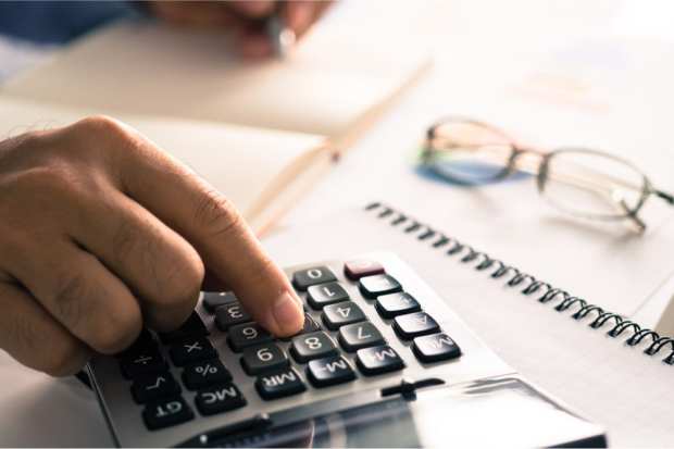 calculator budget expenses