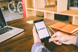 New Shopify POS Merges In-Store And Online Sales