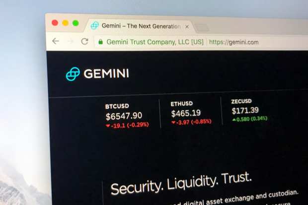 Bitcoin Daily: Gemini Teams With Samsung For Mobile Crypto Access; Russia Seeks To Put Mortgage Records On Masterchain