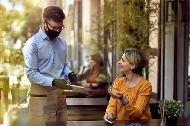 Report: US Indoor Dining Shows Signs Of Life