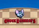 Chuck E. Cheese Seeks Loan For Debt Payment