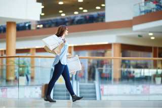 Retail Sales Fell Only 5.6 Pct In May As Consumer Spending Improves