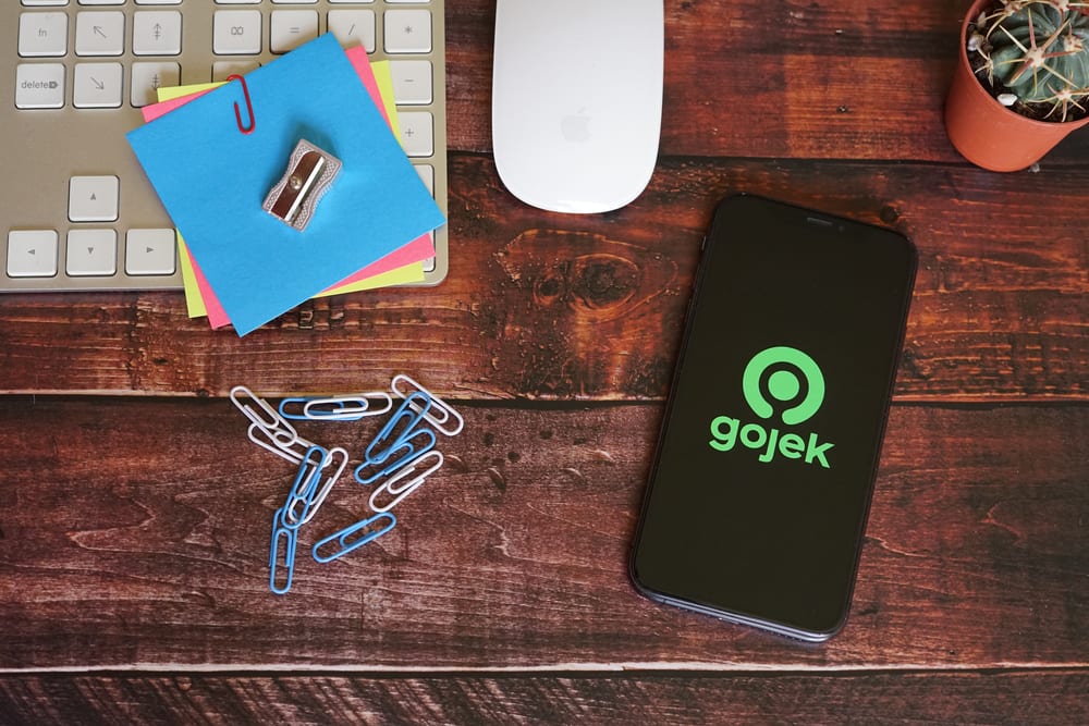PayPal, Facebook Take Stakes In Gojek