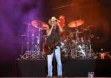 Coronavirus Refunds: Kenny Chesney Fans Can Get Reimbursed For Delayed SoFi Concert
