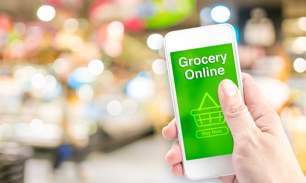 online grocery on smartphone