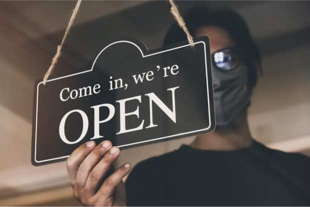 Retail Advocacy Groups Mix Urgency And Cautious Optimism