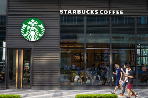 Starbucks Fast Tracks Curbside Pickup In Face Of Expected Q3 Loss