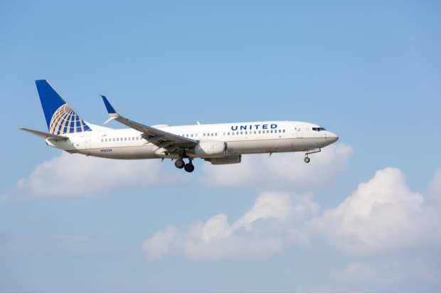 United Airlines Reinstates Two-Hour Refund Policy
