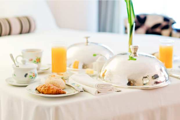 How Cloud Kitchens Are Reinventing Hotel Room Service, As A Service