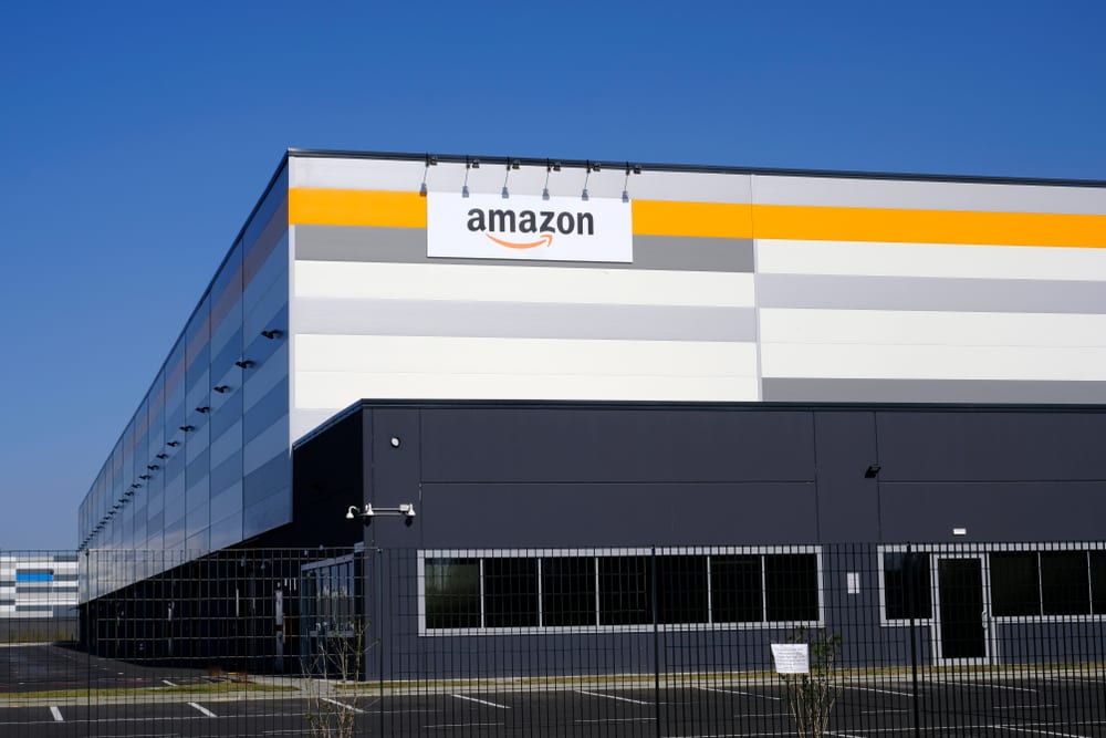 Italian Antitrust Authorities Search Amazon, Apple Offices