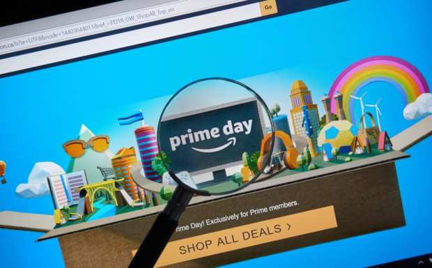 Whole Paycheck Tracker: Holiday Shapes Up To Be A Battle Royale