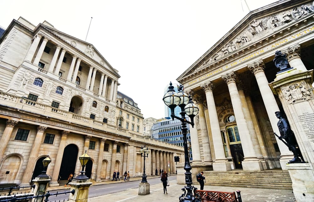 Bank Of England To Revamp Payments, Eyes Digital Currency