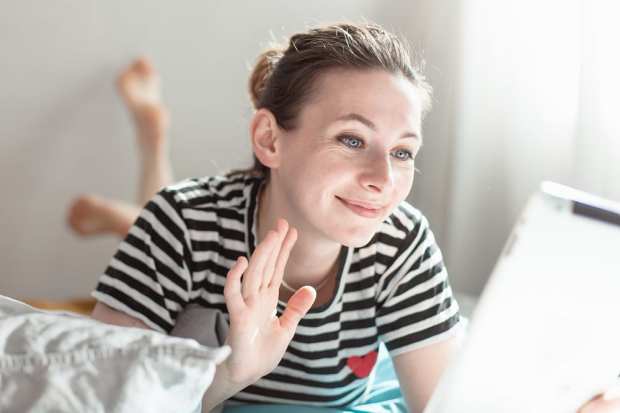 Facebook Enables Live Broadcasts Of Group Video Chats