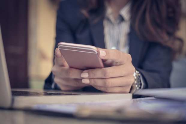 Helping Big Banks Overcome Their Cloud Paralysis