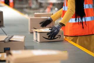 Amazon In Talks With Simon To Turns Malls Into Distribution Centers