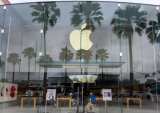 Apple Faces Criticism From Other Tech Companies, Russian Watchdog Over App Store