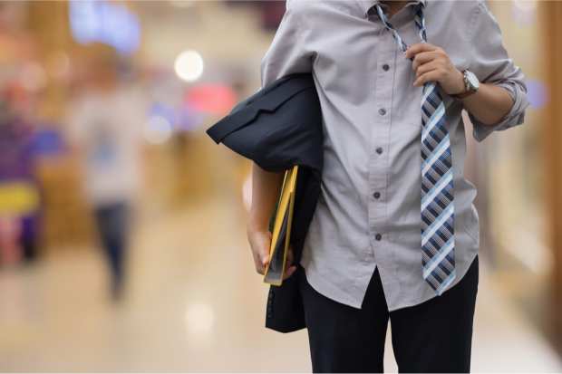 US Jobless Claims Back Above 1M