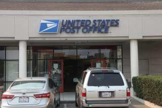 USPS Takes Apple Pay Online but Not In-Person