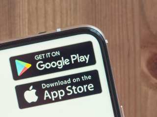 Facebook Calls Out Apple On Fees, Transparency