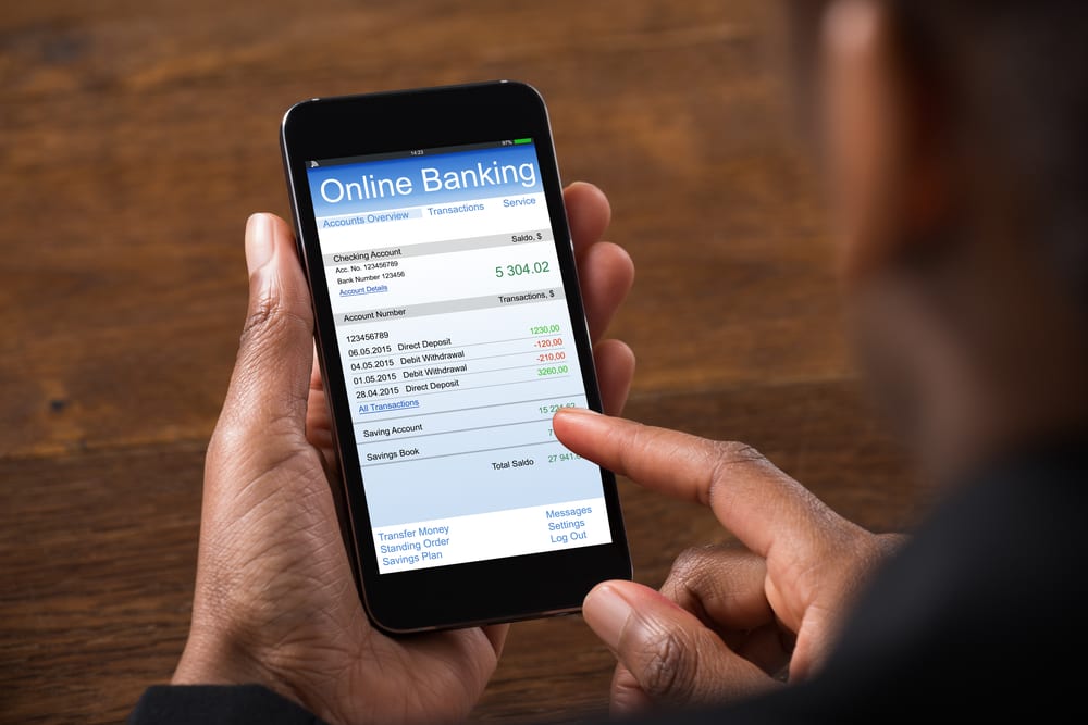 How The Smartphone’s Evolution Drives The SMB Banking Experience