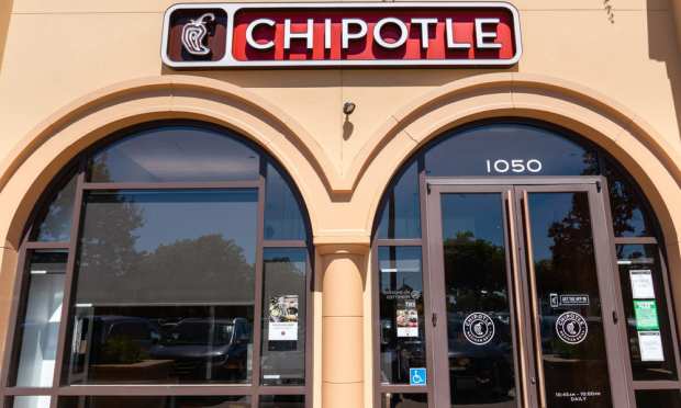 Chipotle Debuts Quiz Game With BOGO Rewards