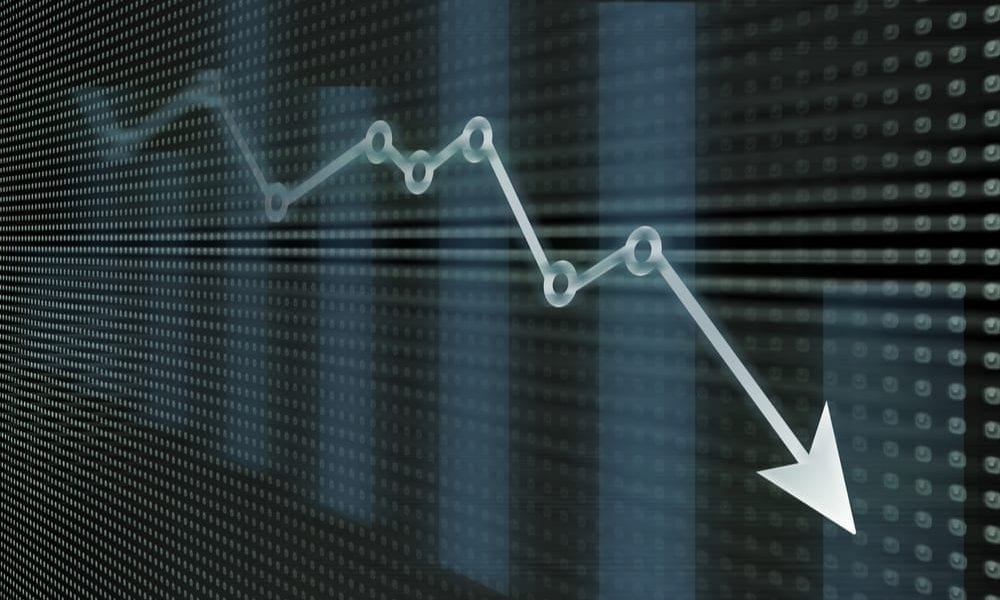 Economists Predict Slow Recovery, Chance Of Double-Dip Recession