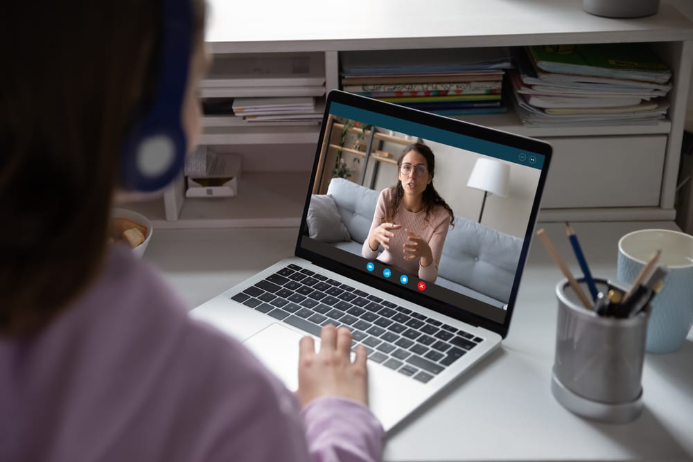 Deep Dive: How Studying Up On International Payments Helps Marketplaces Recruit Freelance Educators