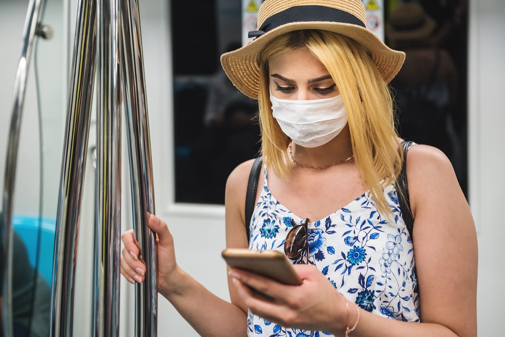 NY Transit Seeks Apple’s Help With iPhone Mask Problem
