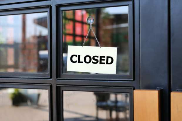 Experts: Restaurant Industry Could See Another Round Of Bankruptcies