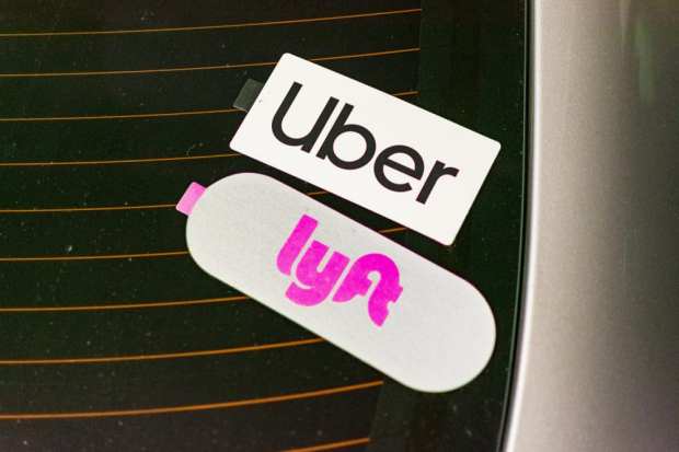 Uber, Lyft Face California Lawsuit Alleging ‘Systematic Wage Theft’