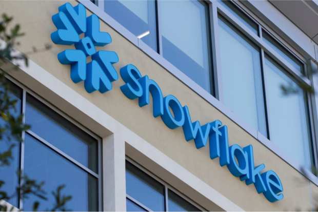 Berkshire Hathaway To Buy $570M Stake In Cloud Computing Firm Snowflake