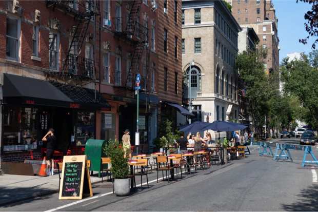 Bundle Up: NYC Restaurants To Offer Year-Round Outdoor Dining