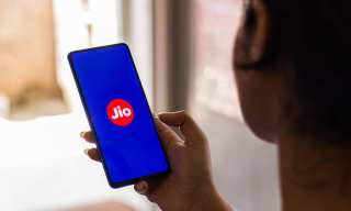 New $54 Mobile Phones Could Broaden Reliance’s Reach In India