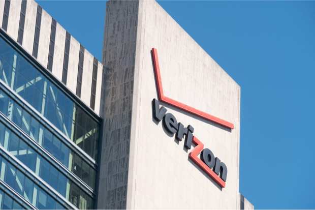 Verizon To Purchase Prepaid Cellular Firm TracFone For $7B