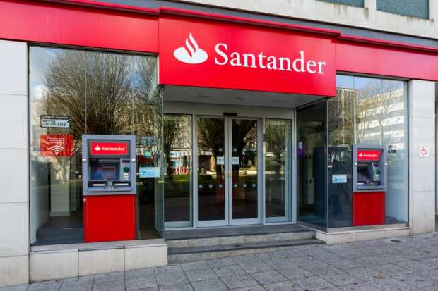 Santander Expands, Spins Off FinTech VC Fund