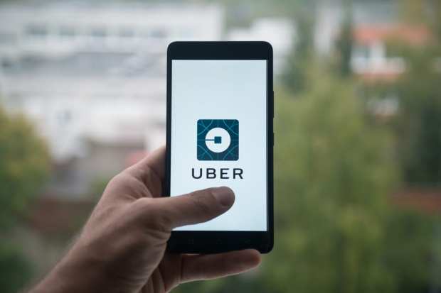 London Judge Reinstates Uber License
