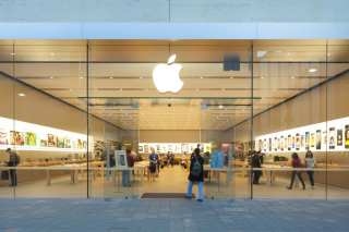 Apple Starts Shipping Products From Select Stores