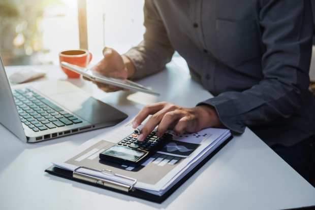 How Better Invoice Data Extraction Leads To More Efficient AP Management