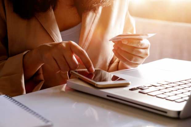 Trends In Retail Technology And Consumer Spending