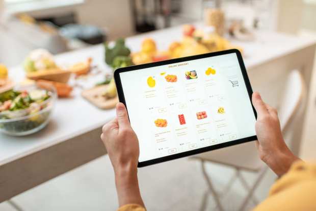 Today in Restaurant and Grocery Tech: Grocers Step It Up With Digital Convenience