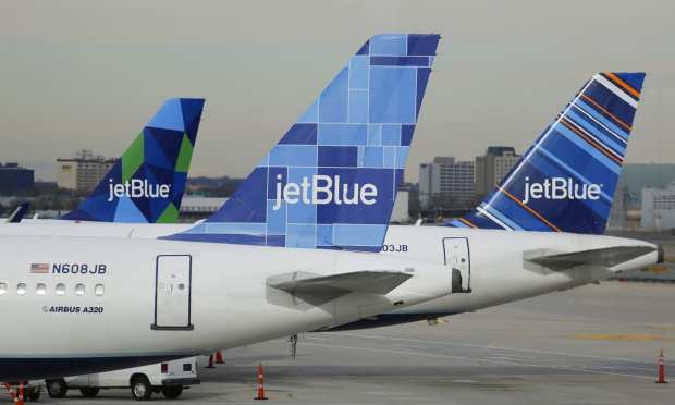 JetBlue Expects Some Q4 Holiday Improvement