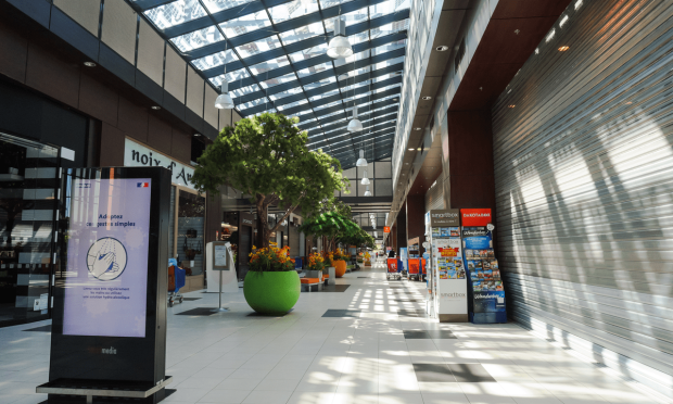 Amazon Postpones Black Friday Sales In France