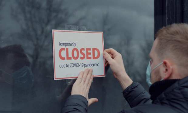 US Economic Forecasts Grim Amid Escalating COVID-19