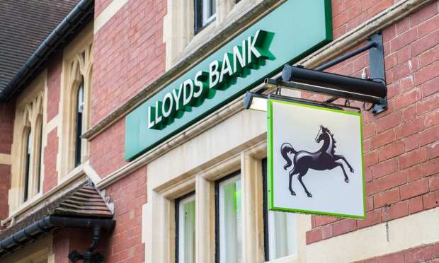 Lloyd’s Bank To Cut 730 Jobs In January