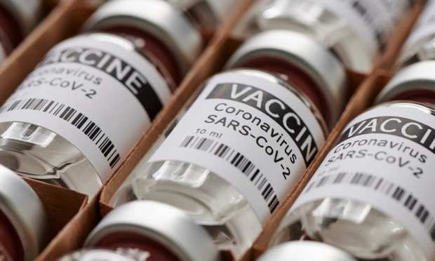Consumers Wait For Vaccine To Shop, Dine Out