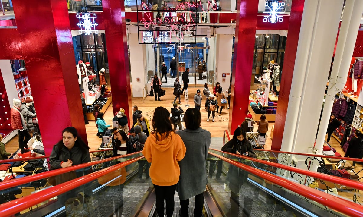 Former Saks CEO Sadove Says Physical Retail Will Transform To Survive