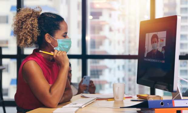 Unemployment Drops To 6.9 Pct As Economy Adds 638K Jobs