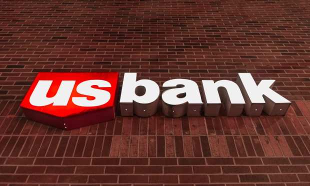 Banks Embrace Direct Data Integrations For SMB Services