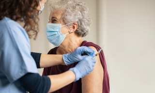 Los Angeles, Healthvana Link Up To Put COVID Vaccine Proof In eWallets