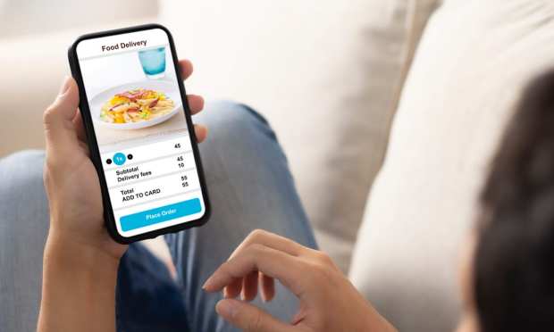 Mobile Order-Ahead Tech Keeps Restaurants One Bite Ahead Of Fraudsters